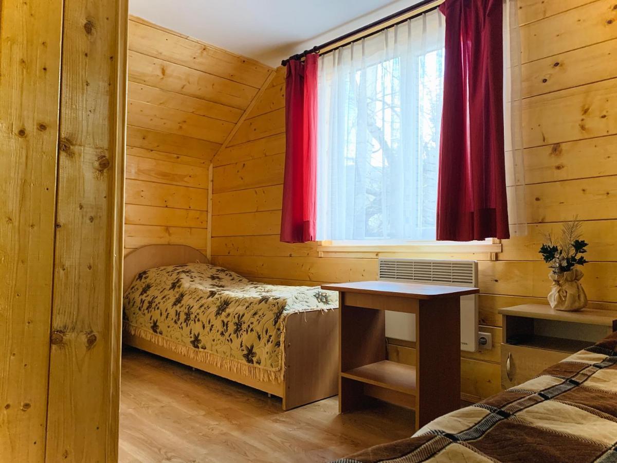 Ferienwohnung За Горбами Jaremtsche Exterior foto